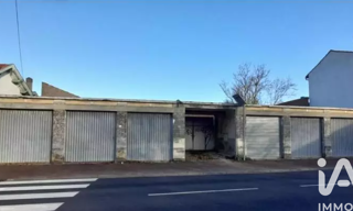 Garage  596 m² à vendre à Saintes (17100)