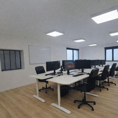 Commerce  350000 €