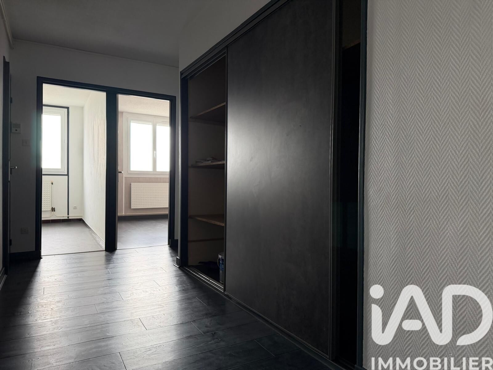 Vente Appartement 3 pièces - Photo 2