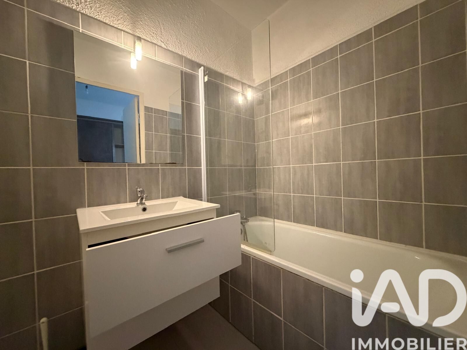 Vente Appartement 3 pièces - Photo 3
