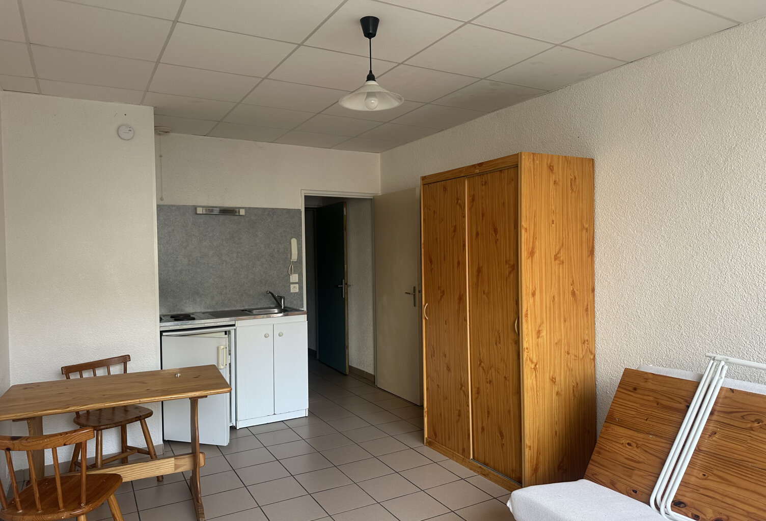 STUDIO - ROANNE CENTRE-VILLE — photo 1