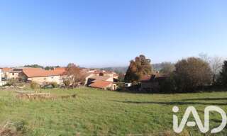 Terrain  1577 m² à vendre à Saint-Maurice-en-Gourgois (42240)