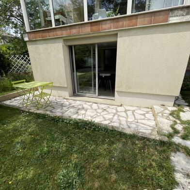 Appartement 2 pièces 760 €