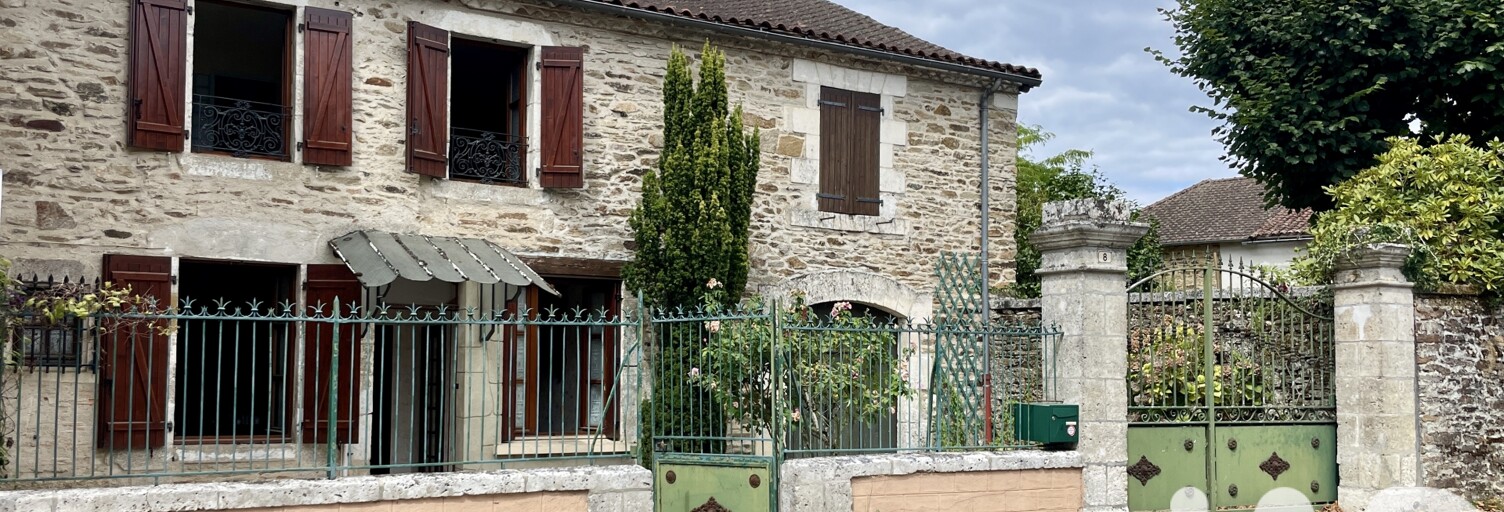 Maison 5 Pièces 130 m² à vendre à Mialet (24450)