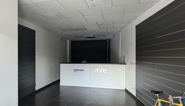 Local commercial  à louer Aubagne 13400