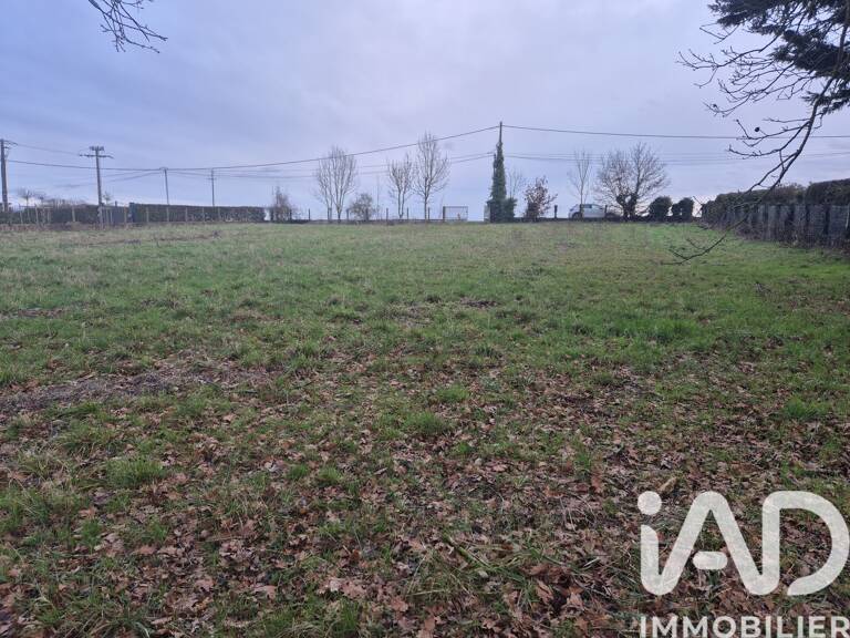 Vente Terrain 2 690 m&sup2; — photo 1