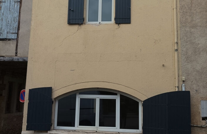 Maison de village en duplex  dans le Lot 46700 en bon état général — photo 3