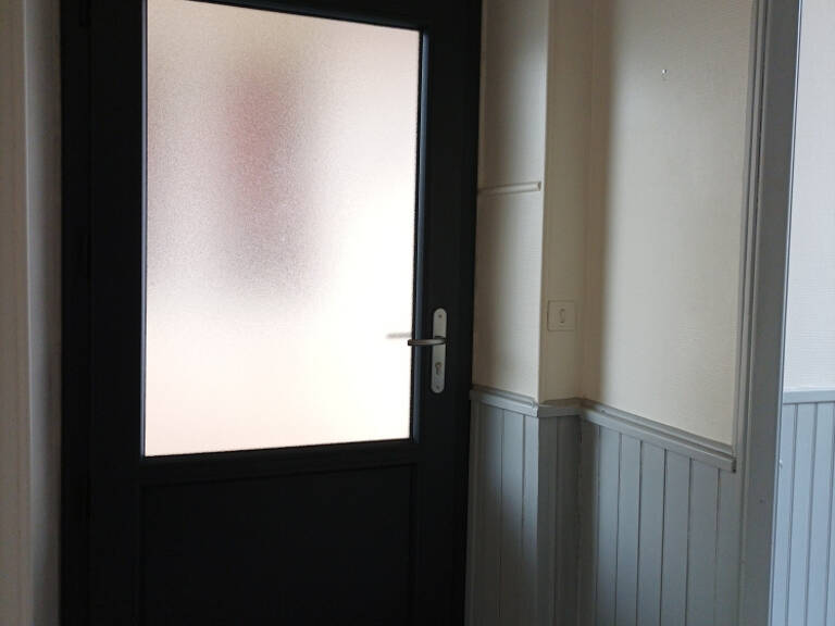 Maison de village en duplex  dans le Lot 46700 en bon état général — photo 1