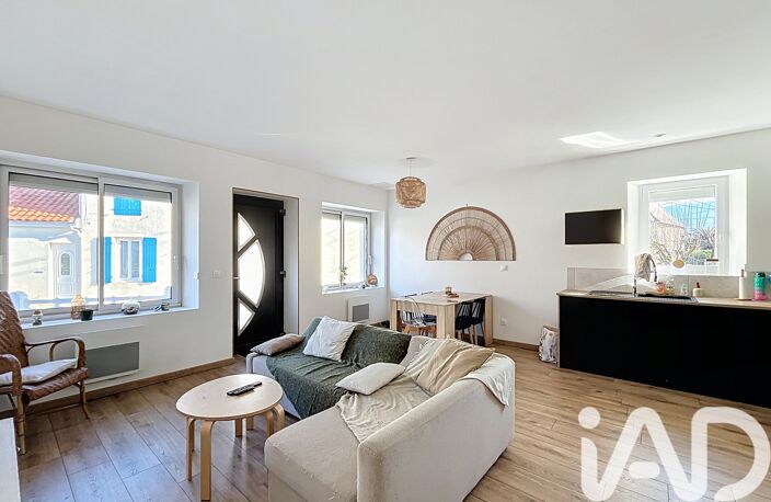 Vente Maison/villa 3 pièces — photo 2