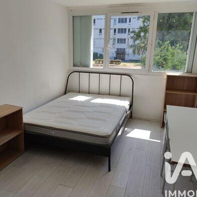 Appartement 1 pièces 550 €