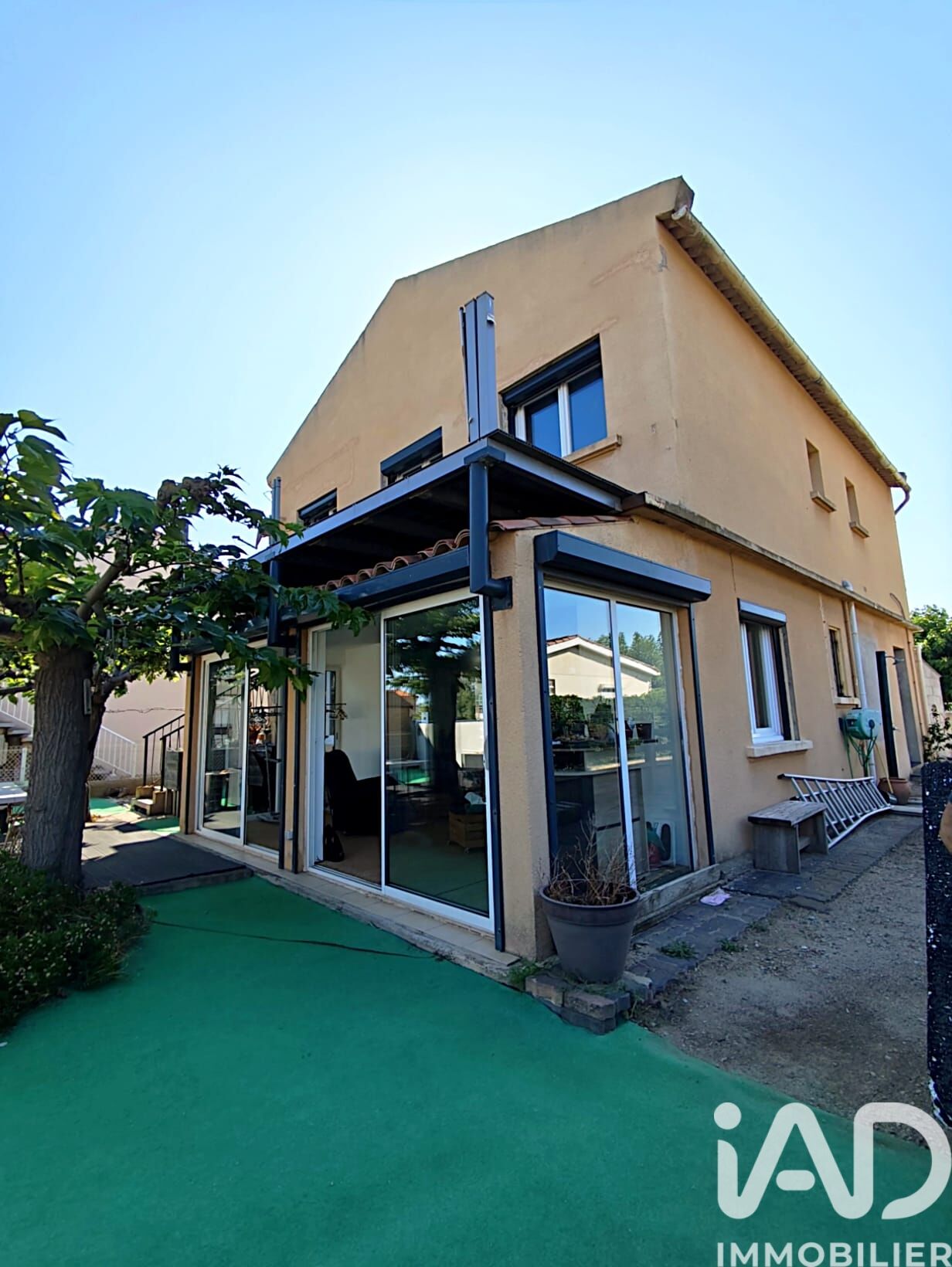 Photo 5