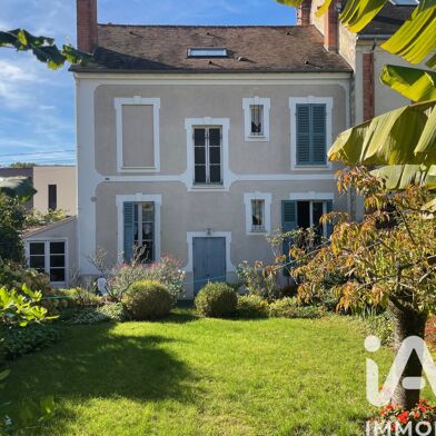Maison 8 pièces 756000 €