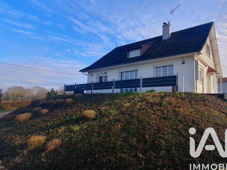 Vente Maison/villa 8 pièces — photo 1
