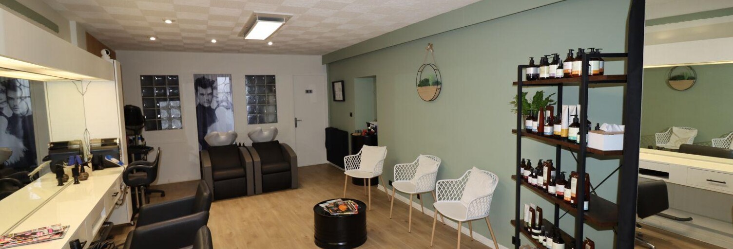 Commerce  50 m² à vendre à Billom (63160)