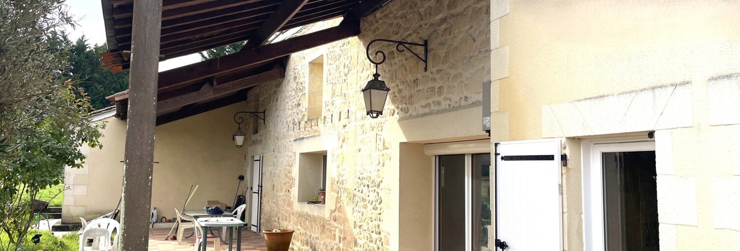 Maison 9 Pièces 160 m² à vendre à Saint-Vivien-de-Blaye (33920)