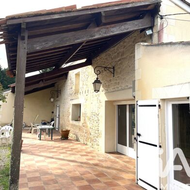 Maison 9 pièces 215000 €