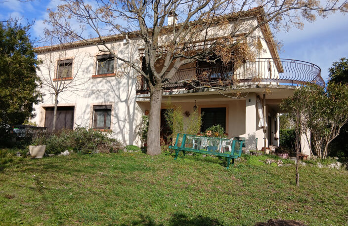 VENTE - MAISON - 170 m2 hab - 7 PIECES - ALES — photo 2