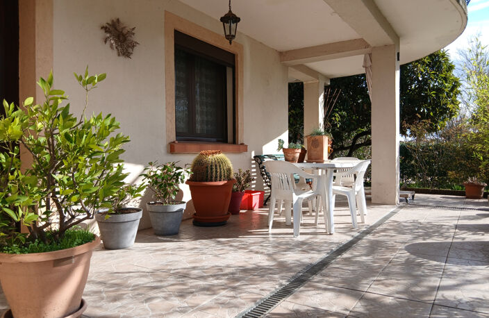 VENTE - MAISON - 170 m2 hab - 7 PIECES - ALES — photo 5