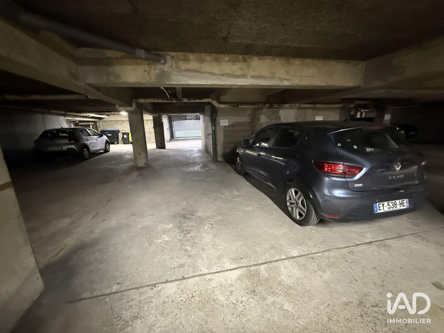 Parking à louer, 14 m², Rennes