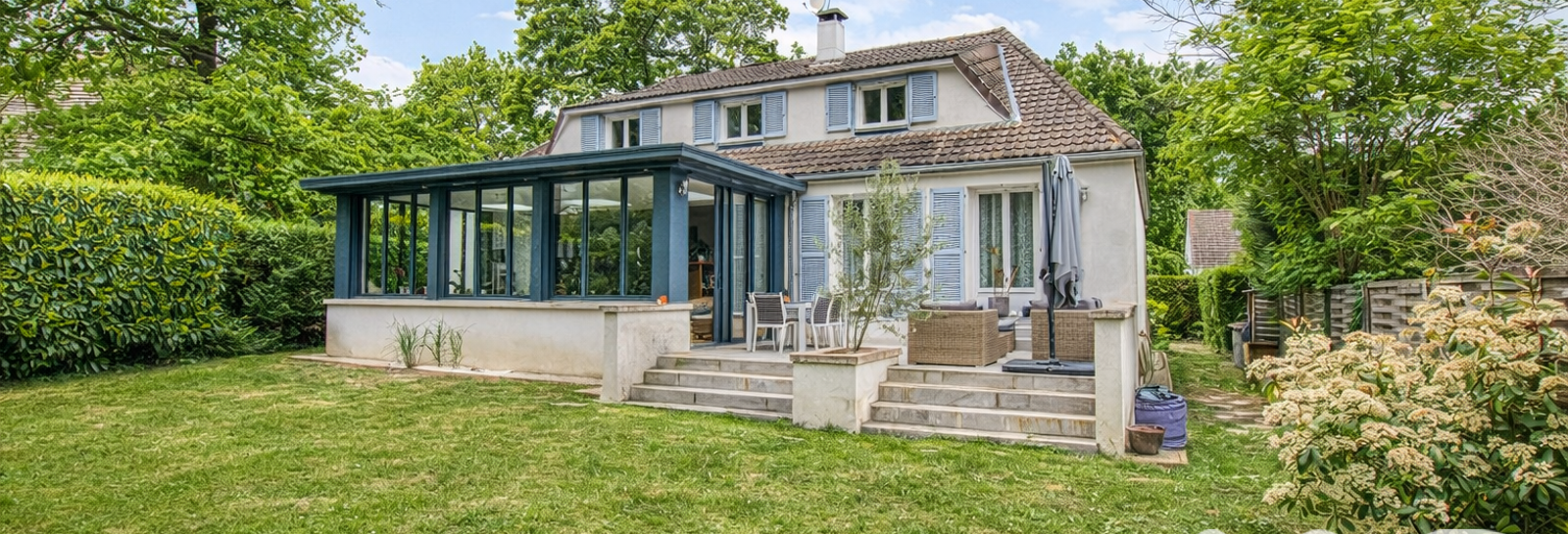 Maison 9 Pièces 218 m² à vendre à Verneuil-sur-Seine (78480)