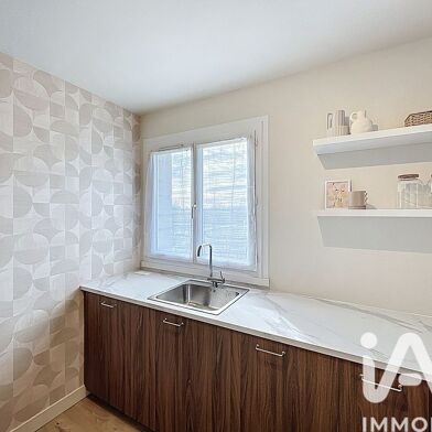 Appartement 3 pièces 231000 €