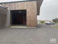 Location Local d'activités 270 m&sup2; — photo 4