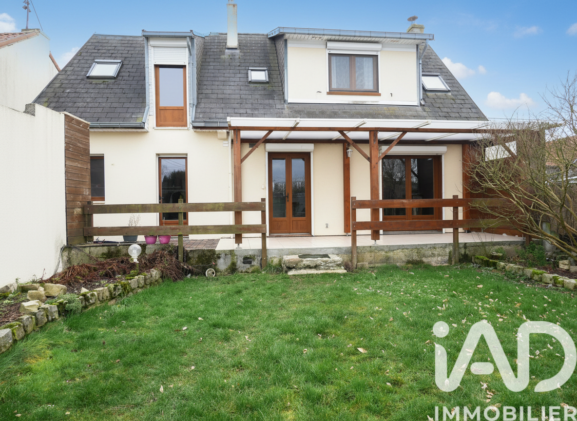 Sailly-En-Ostrevent - 110m² - 5p. - 4ch.