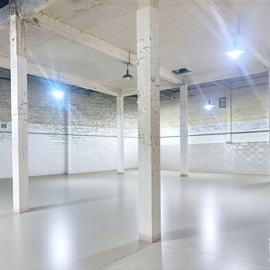 Commerce  960000 €