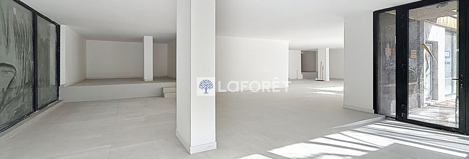 Commerce  231 m² à louer à Perpignan (66000)