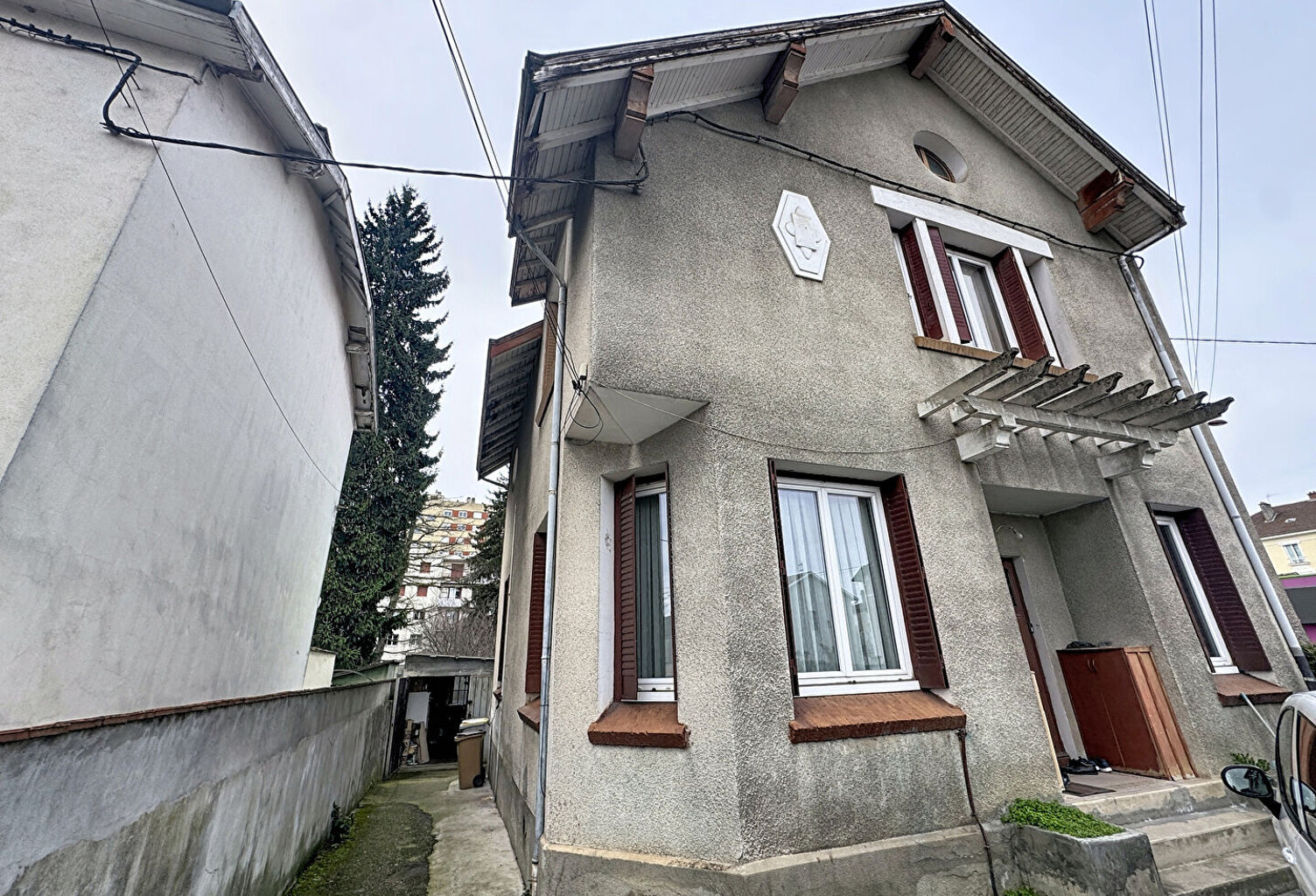 Maison Bourgoin Jallieu 5 pièce(s) 108 m2 — photo 1