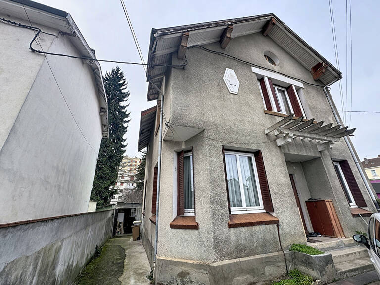 Maison Bourgoin Jallieu 5 pièce(s) 108 m2 — photo 1