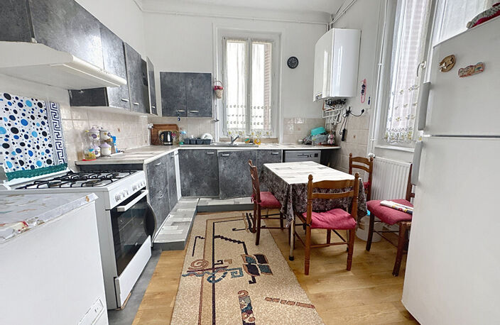 Maison Bourgoin Jallieu 5 pièce(s) 108 m2 — photo 2