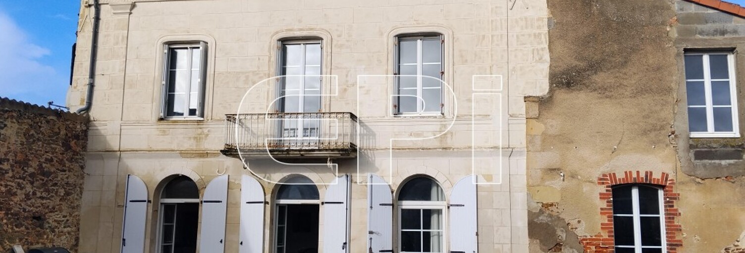 Maison 7 Pièces 145 m² à vendre à Lys-Haut-Layon (49310)