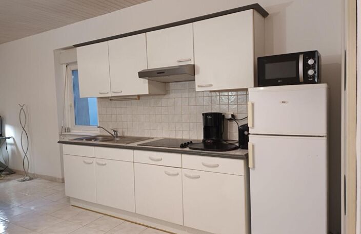 Appartement T2 La Rochelle 17 centre ville rdc avec local vélos — photo 2