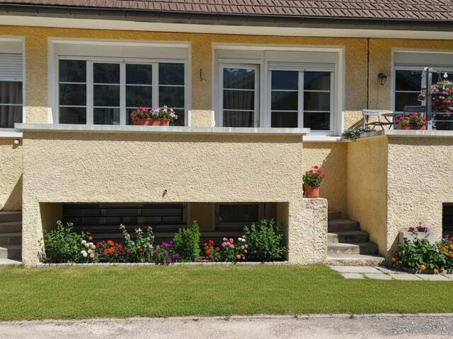 Maison  mitoyenne en triplex 3 pièce(s)  80 m2 — photo du bien