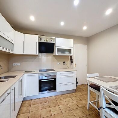 Maison 6 pièces 449000 €