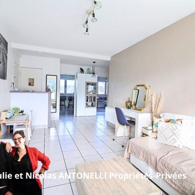 Appartement 4 pièces 107000 €