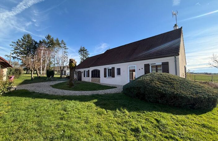 Pavillon de caractère dans la campagne nivernaise — photo 3