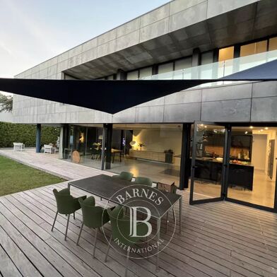 Maison 6 pièces 1596000 €