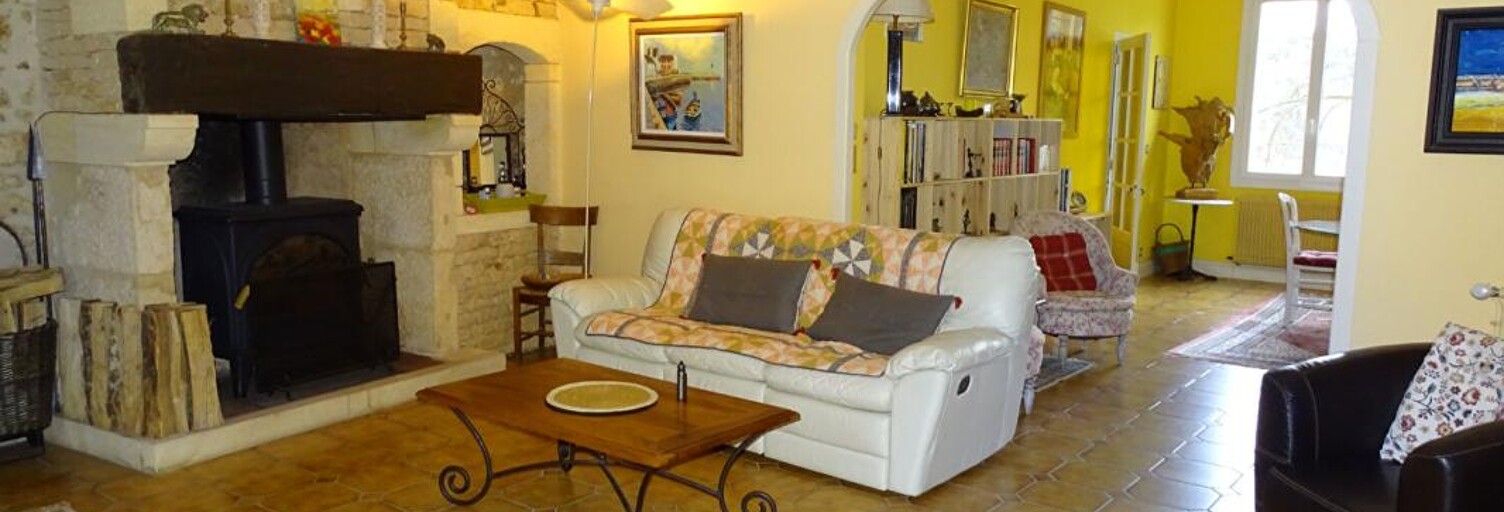 Maison 7 Pièces 196 m² à vendre à Montignac-Lascaux (24290)