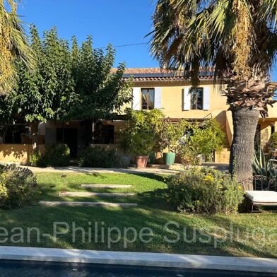 Maison 16 pièces 2200000 €