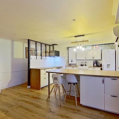 Appartement 3 pièces 266250 €