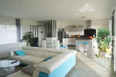 Maison 5 pièces 275000 €