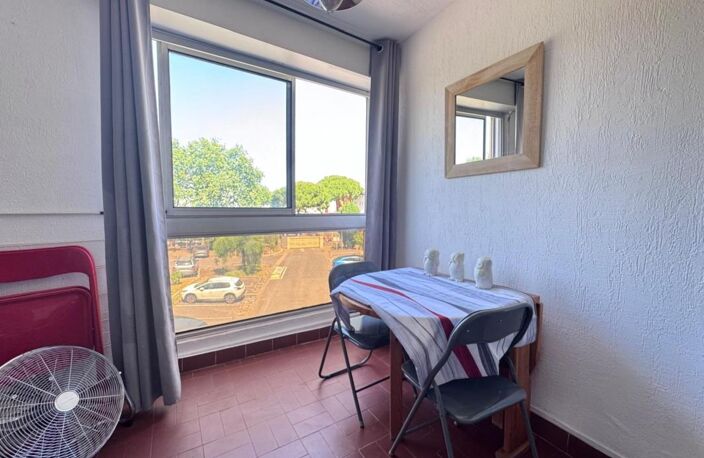 Port Capistol-Appartement 2 pièces — photo 2