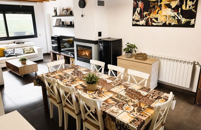 Maison individuelle 7 pièces SAINT BEAT (31) — photo 2