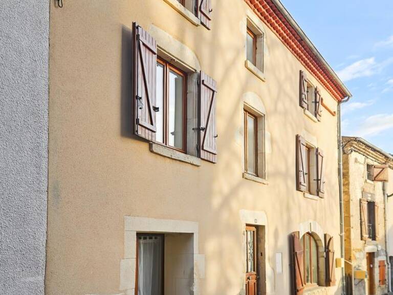 AGREABLE MAISON DE CARACTERE +TERRASSE + GARAGE — photo 1