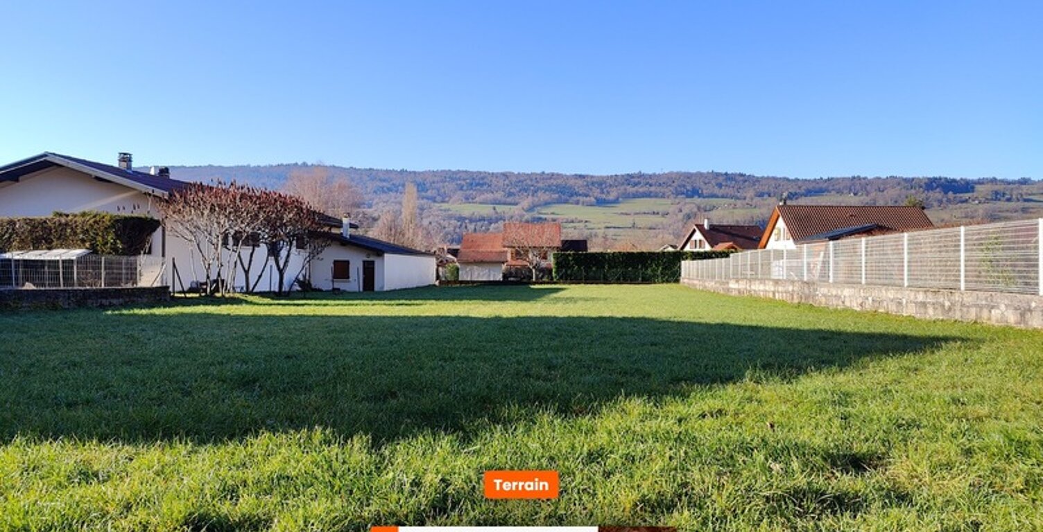 Belle parcelle à bâtir viabilisée de 1 075 m2 plein centre village de St Joseph de Rivière — photo 1