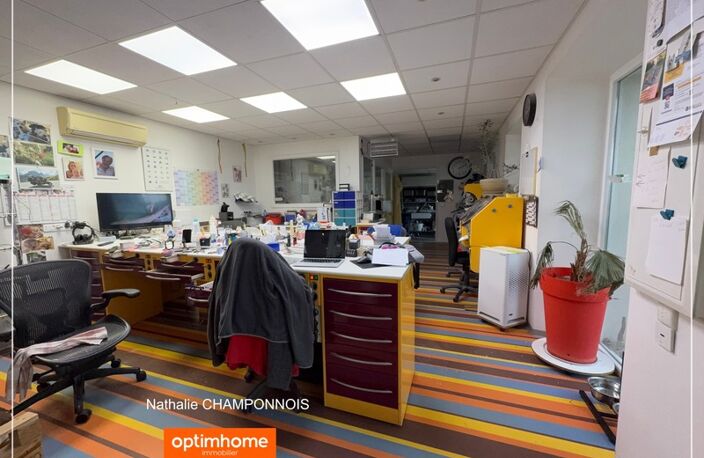 Laboratoire de prothèses dentaires – Fonds de commerce – Gray La Ville (70) — photo 4
