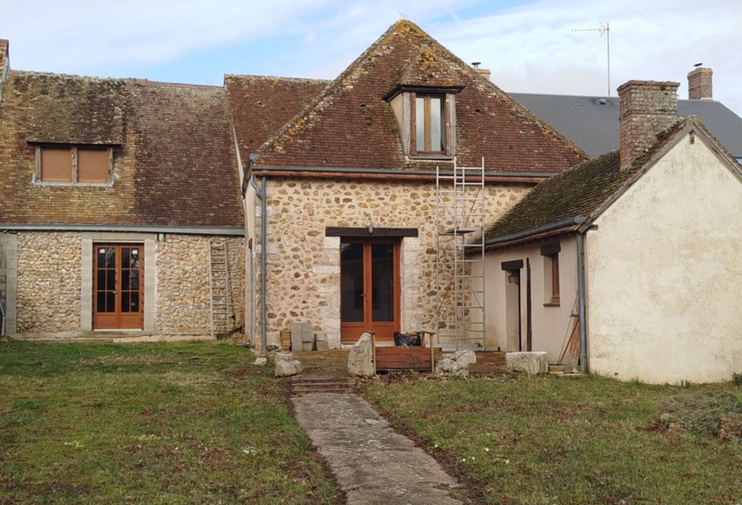 Maison à vendre 6 pièces DANGEAU (28) — photo 1