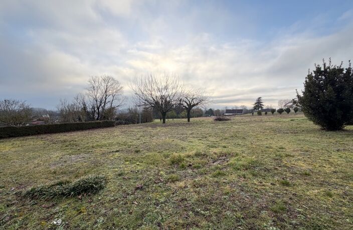 Terrain de plus de 7 200 m² avec près de 4 800 m² exploitables – Rare sur le secteur ! — photo 3